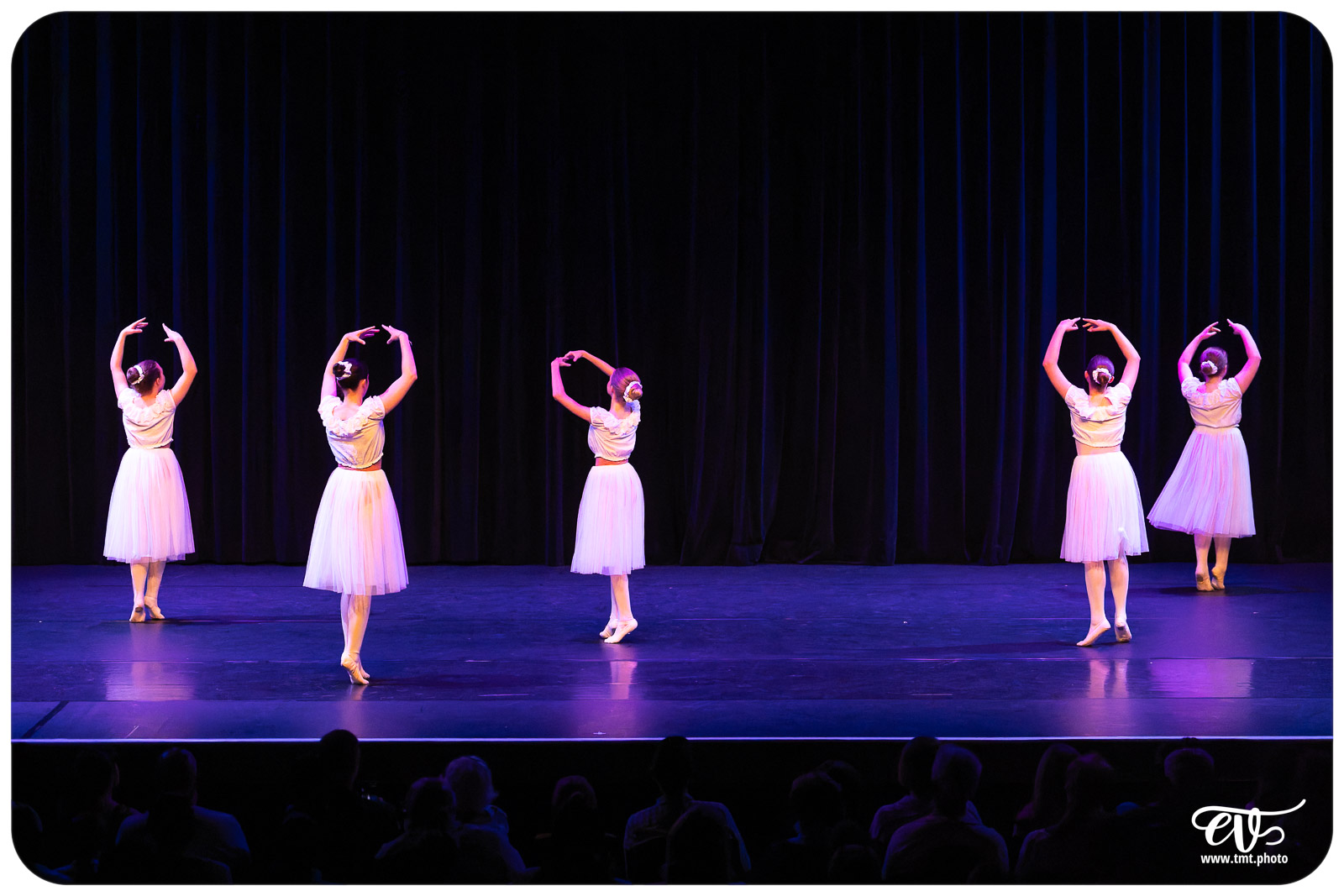 ECOLE DE DANSE CÉCILE ADAMOW